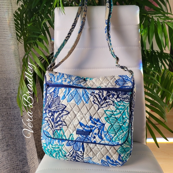 Vera Bradley Crossbody Carson Bag ❤
